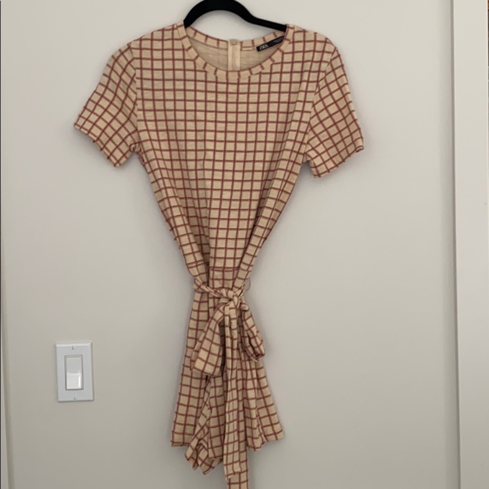 Zara romper never worn